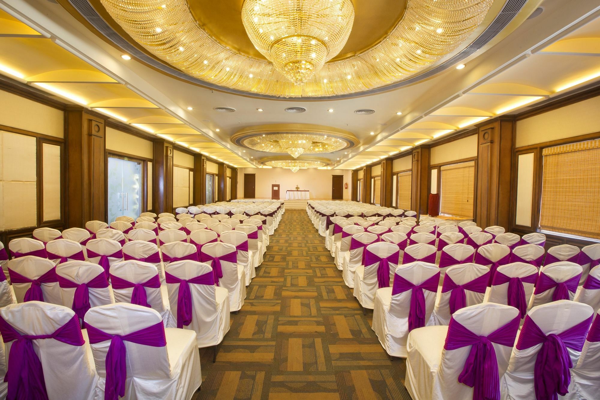 โฮเทล อทิธิ Hotel ปอนดิเชอรี ภายนอก รูปภาพ